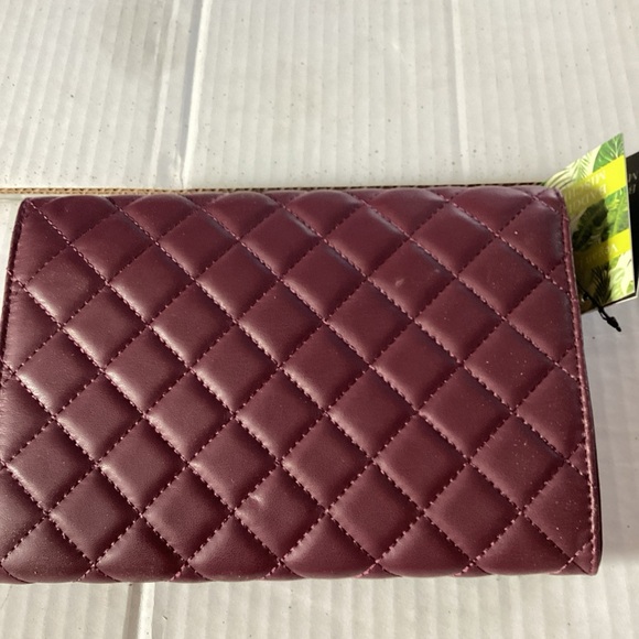 Badgley Mischka Plum Diamond Quilted Cross Body Clutch Bag New with Tags - Picture 5 of 7